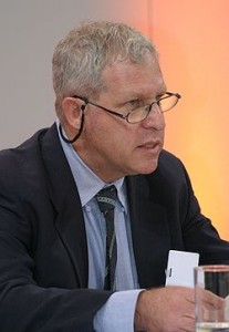 gioraisland בתמונה: גיורא איילנד מפיק לקח. צילום: Kai Mork